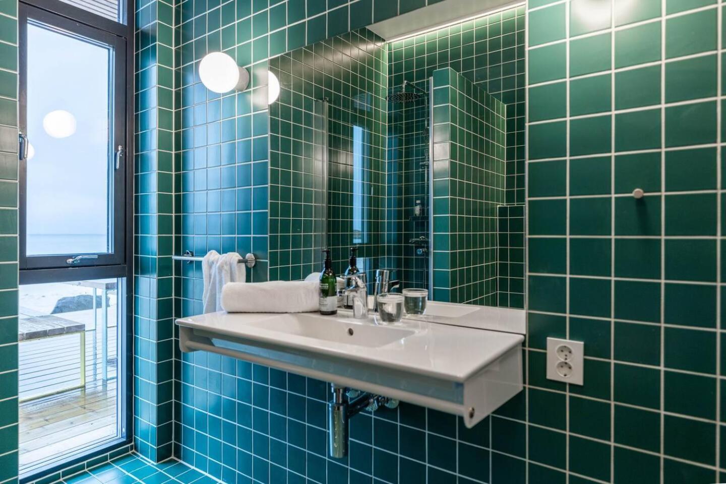 Exclusive Beach House Ramberg - Your Private Oasis Extérieur photo