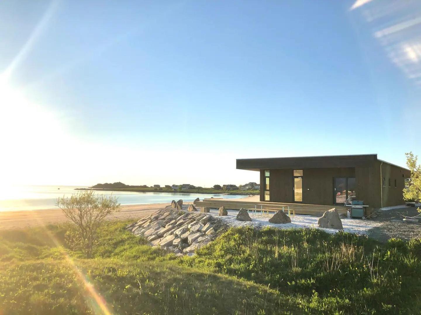 Exclusive Beach House Ramberg - Your Private Oasis Extérieur photo