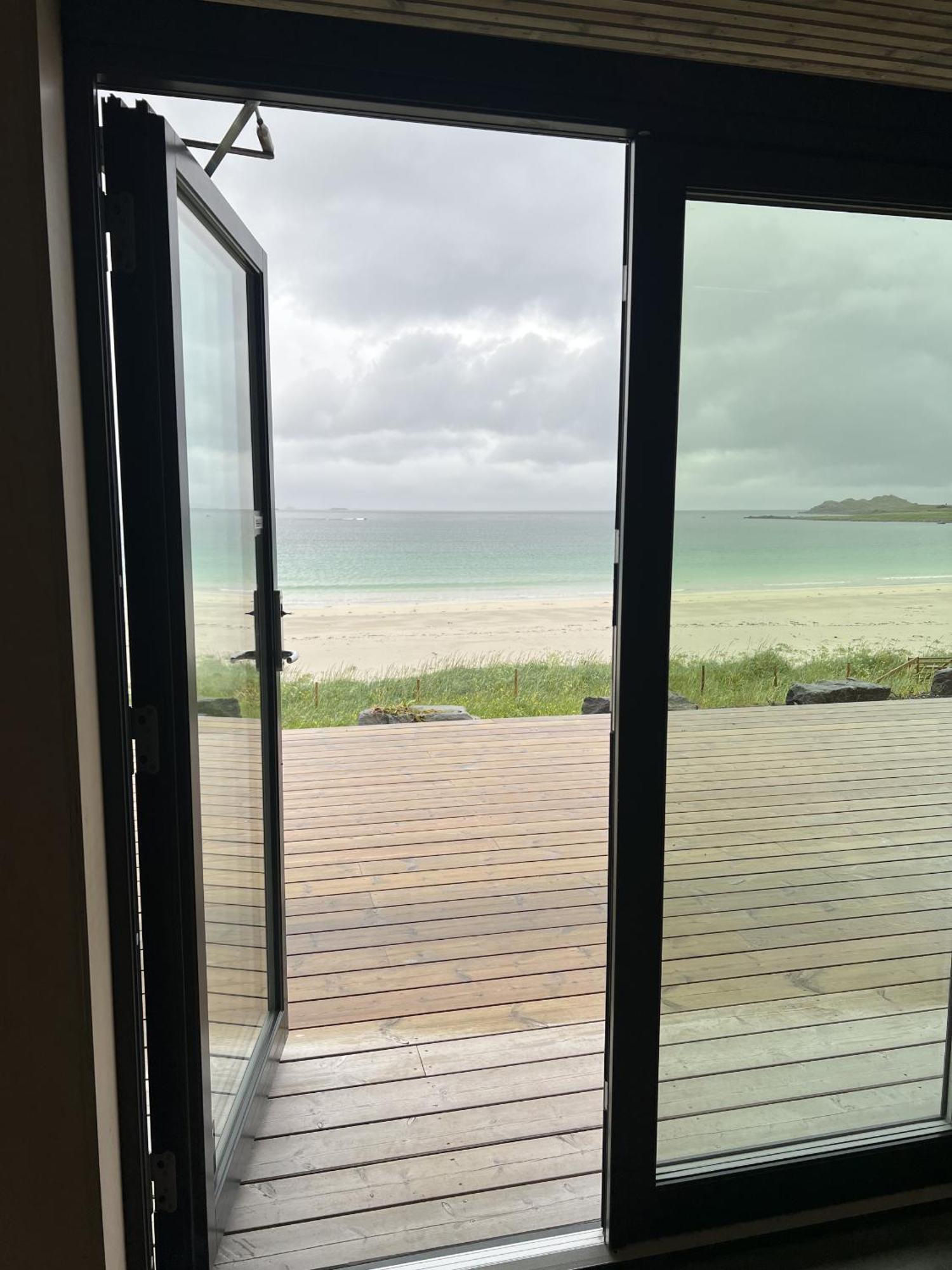 Exclusive Beach House Ramberg - Your Private Oasis Extérieur photo
